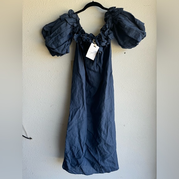 NWT Piece of White Navy Karla Off-The-Shoulder Midi-Dress Dress - Picture 4 of 8